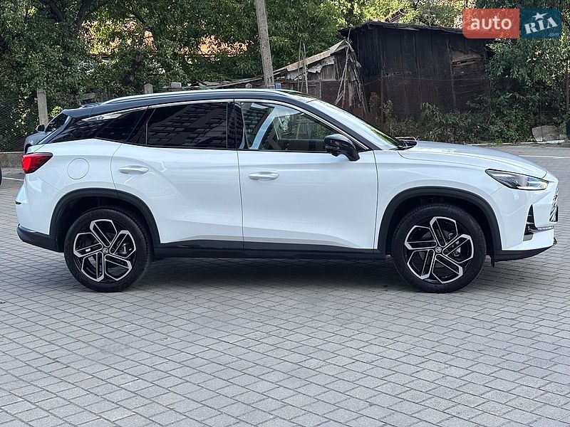 Позашляховик / Кросовер MG One 2025 в Львові