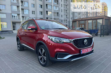 MG ZS EV 2020