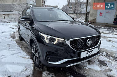 Внедорожник / Кроссовер MG ZS EV 2020 в Тернополе