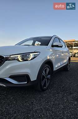 Хэтчбек MG ZS EV 2019 в Луцке