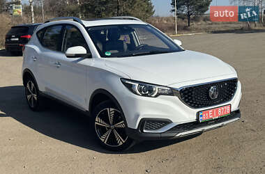 Позашляховик / Кросовер MG ZS EV 2021 в Львові