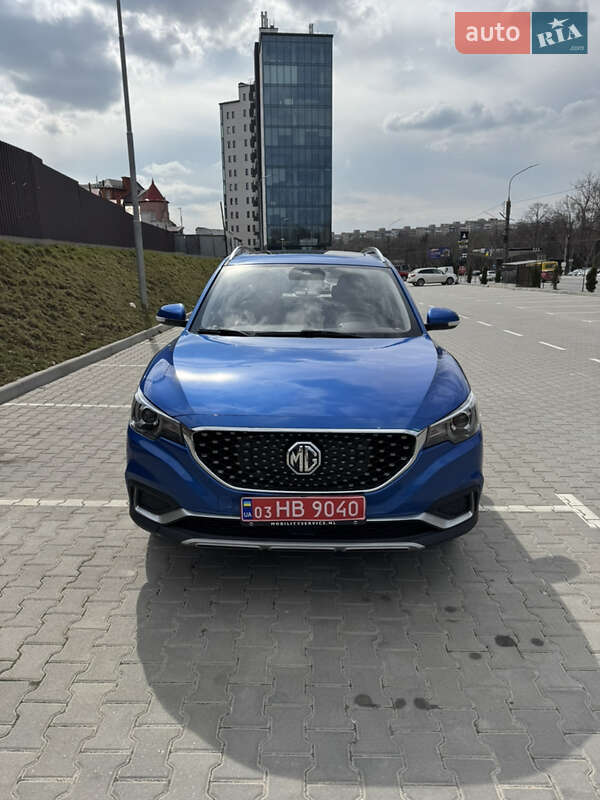 MG ZS EV 2019