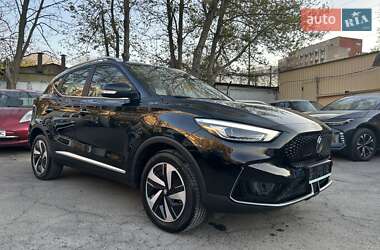 Внедорожник / Кроссовер MG ZS EV 2023 в 