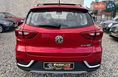 Внедорожник / Кроссовер MG ZS EV 2020 в 