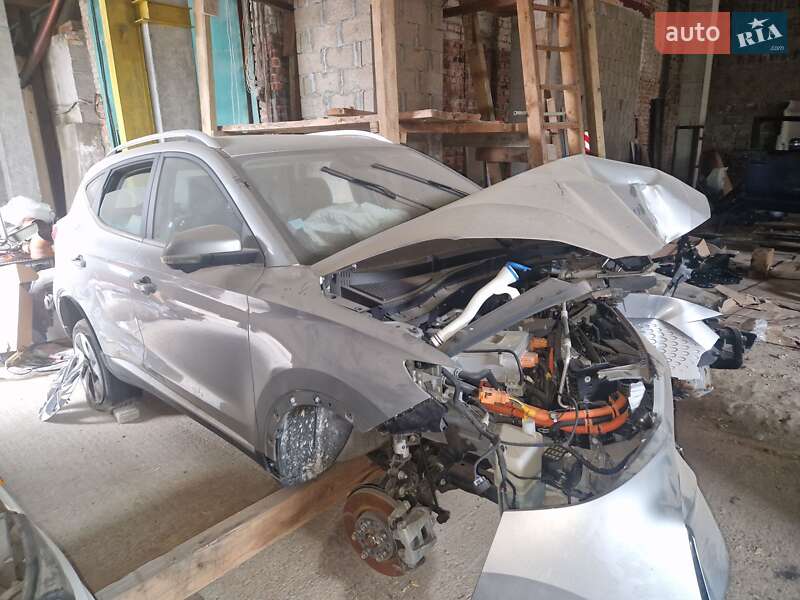 Внедорожник / Кроссовер MG ZS EV 2023 в Львове