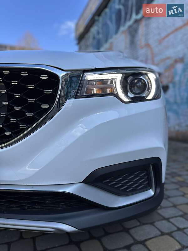 Внедорожник / Кроссовер MG ZS EV 2019 в Днепре
