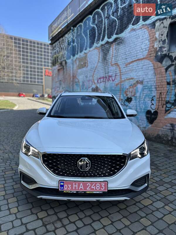 Внедорожник / Кроссовер MG ZS EV 2019 в Днепре
