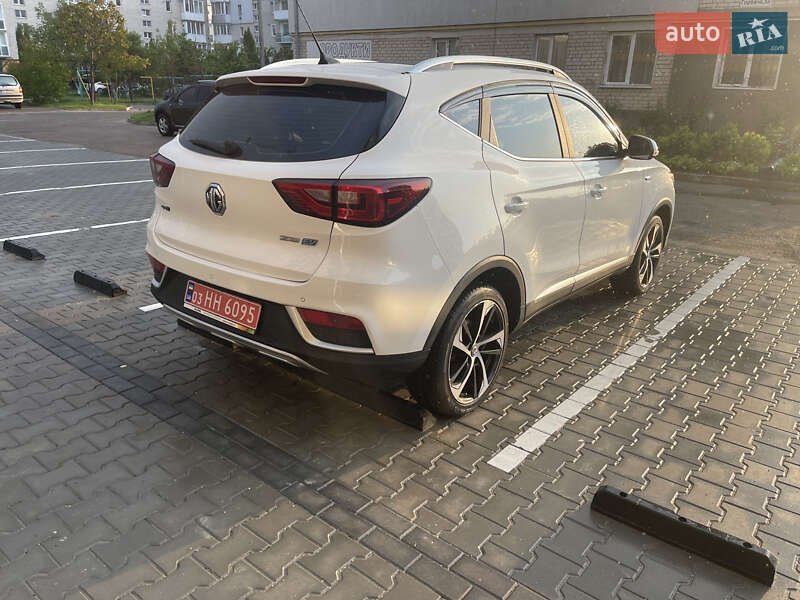 Внедорожник / Кроссовер MG ZS EV 2020 в Кременце