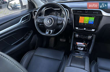 Внедорожник / Кроссовер MG ZS EV 2021 в 