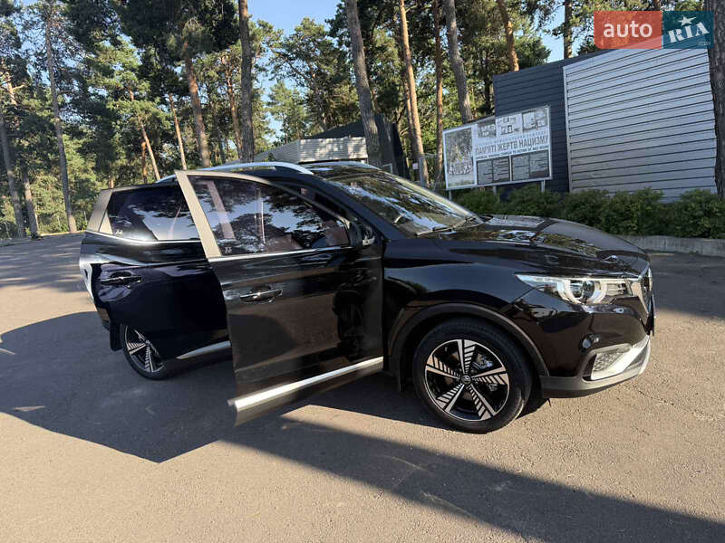 Внедорожник / Кроссовер MG ZS EV 2020 в Виннице