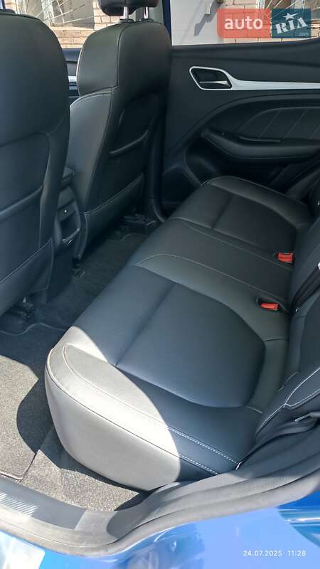 Внедорожник / Кроссовер MG ZS EV 2019 в Ладыжине