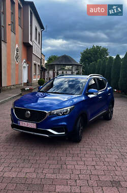 MG ZS EV 2020