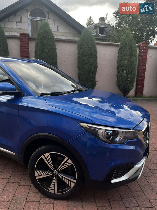 Внедорожник / Кроссовер MG ZS EV 2020 в Стрые