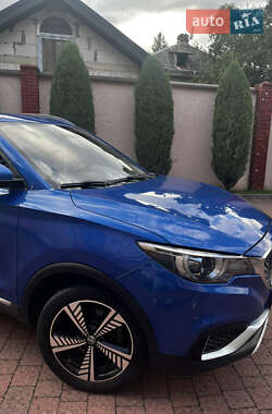Внедорожник / Кроссовер MG ZS EV 2020 в 