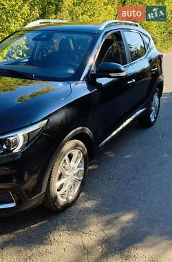Позашляховик / Кросовер MG ZS EV 2019 в  фото 3 Позашляховик / Кросовер MG ZS EV 2019 в
