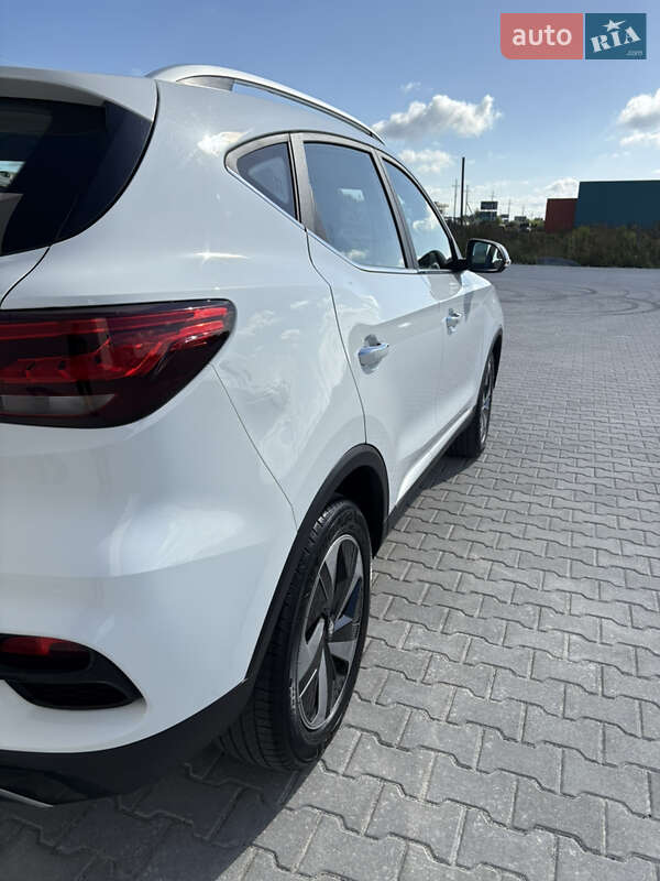 Внедорожник / Кроссовер MG ZS EV 2022 в Львове