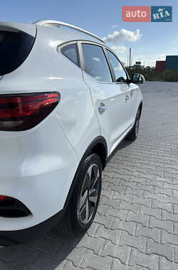Позашляховик / Кросовер MG ZS EV 2022 в 