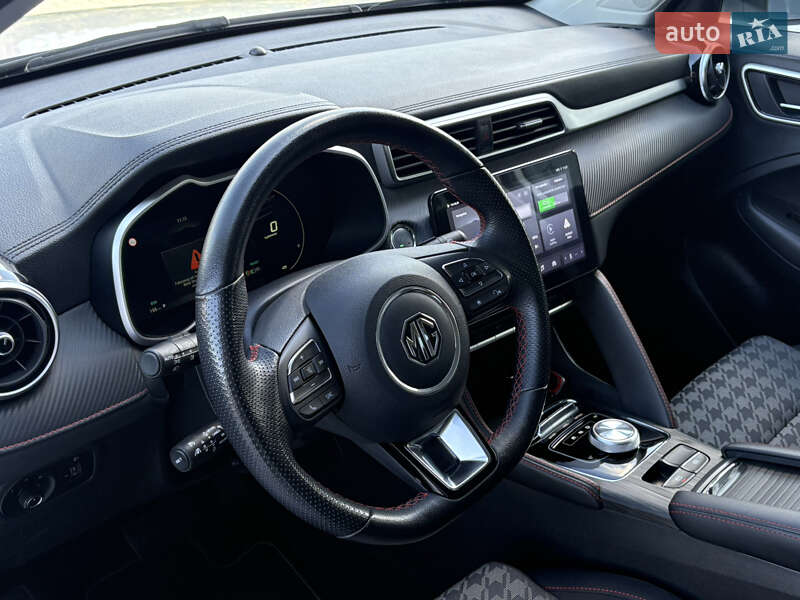 Внедорожник / Кроссовер MG ZS EV 2022 в Львове