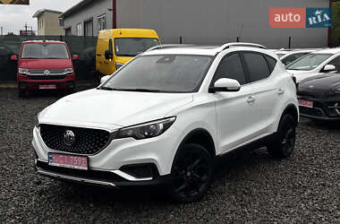 MG ZS EV 2021