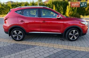 Позашляховик / Кросовер MG ZS EV 2021 в 