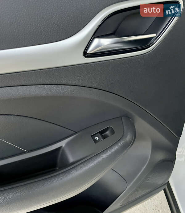 Позашляховик / Кросовер MG ZS EV 2021 в Мукачевому