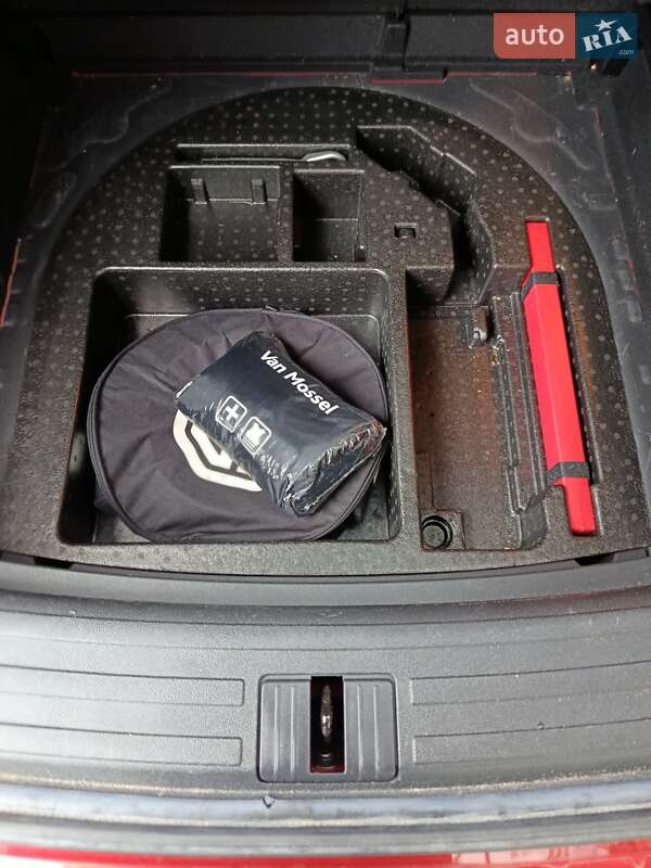 Внедорожник / Кроссовер MG ZS EV 2020 в Черкассах фото 19 Внедорожник / Кроссовер MG ZS EV 2020 в Черкассах