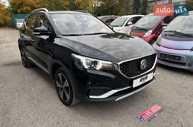Внедорожник / Кроссовер MG ZS EV 2020 в 