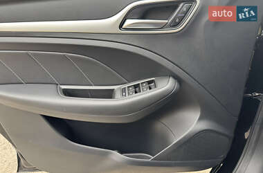 Внедорожник / Кроссовер MG ZS EV 2020 в 