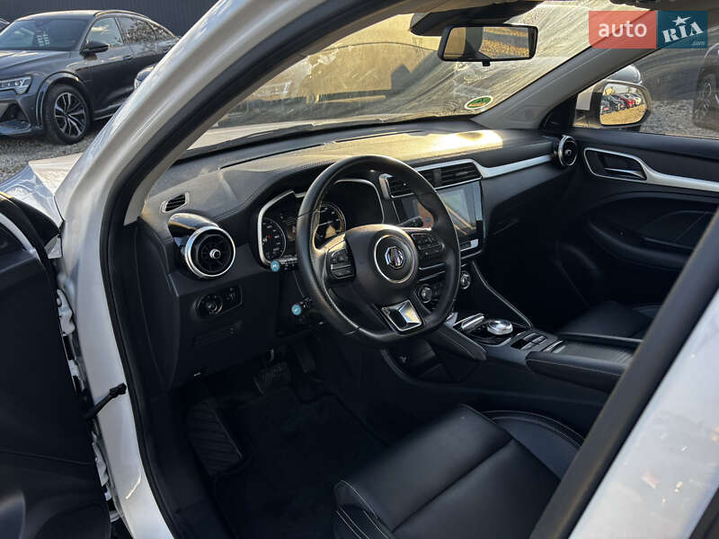 Внедорожник / Кроссовер MG ZS EV 2021 в Львове