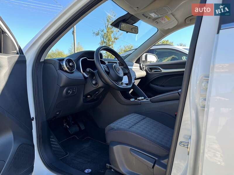 Внедорожник / Кроссовер MG ZS EV 2021 в Львове