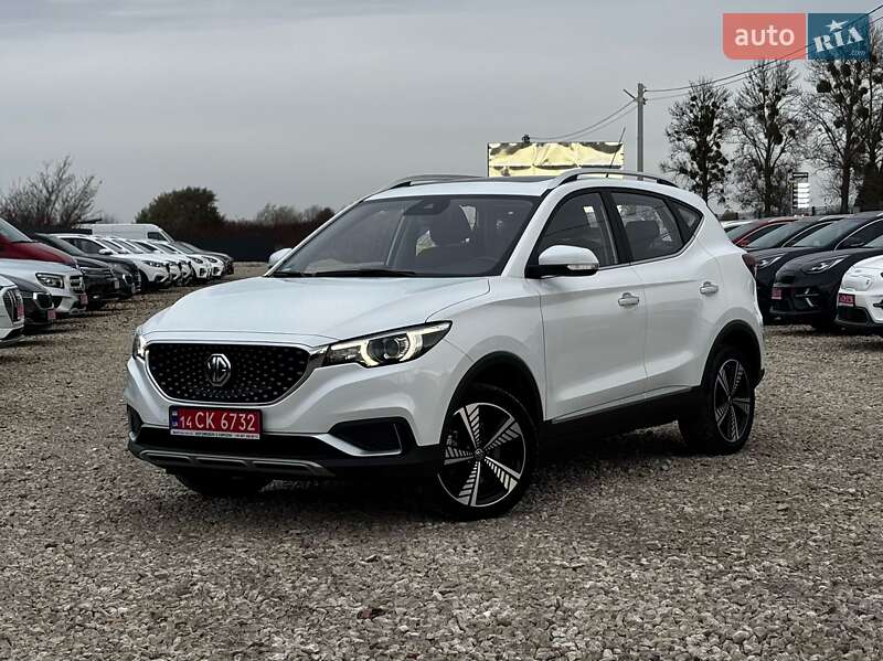 MG ZS EV 2021