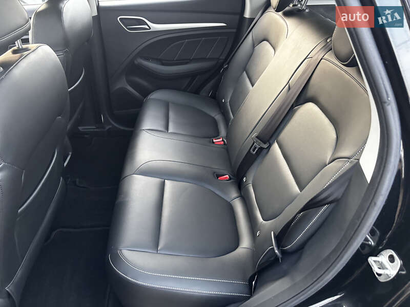 Внедорожник / Кроссовер MG ZS EV 2020 в Львове