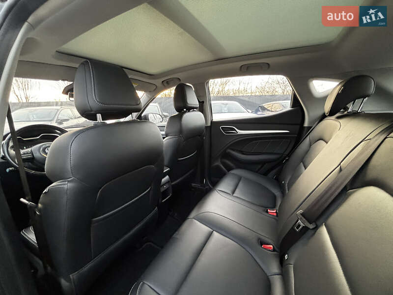 Внедорожник / Кроссовер MG ZS EV 2020 в Львове