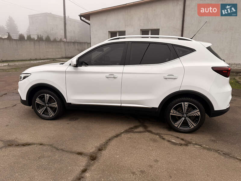 Внедорожник / Кроссовер MG ZS EV 2021 в Житомире