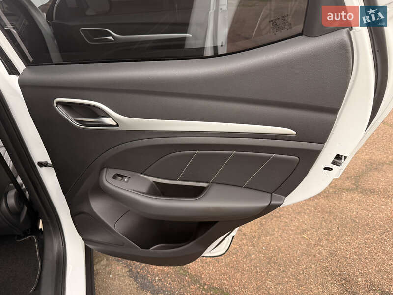 Внедорожник / Кроссовер MG ZS EV 2021 в Житомире