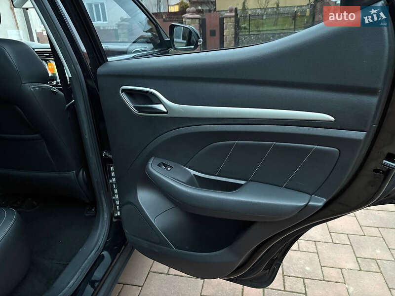 Внедорожник / Кроссовер MG ZS EV 2019 в Стрые