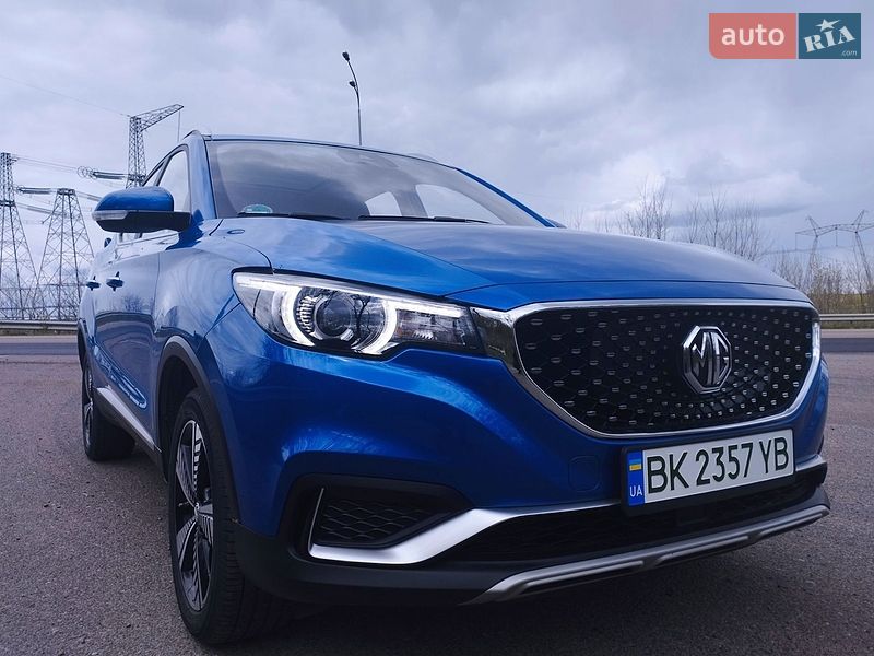 MG ZS EV 2020