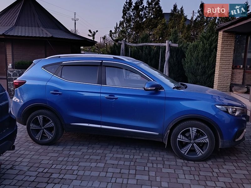 Внедорожник / Кроссовер MG ZS EV 2022 в Черкассах
