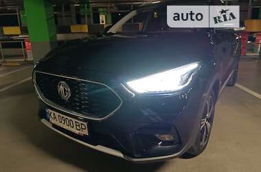 Седан MG ZS 2021 в 