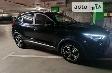 Седан MG ZS 2021 в 