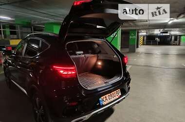 Седан MG ZS 2021 в 