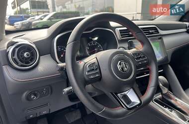 Внедорожник / Кроссовер MG ZS 2023 в 
