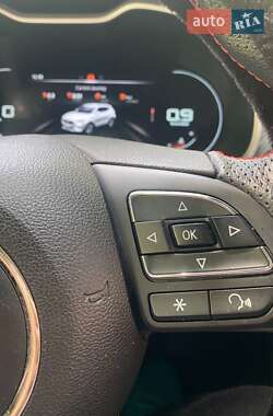 Внедорожник / Кроссовер MG ZS 2023 в 