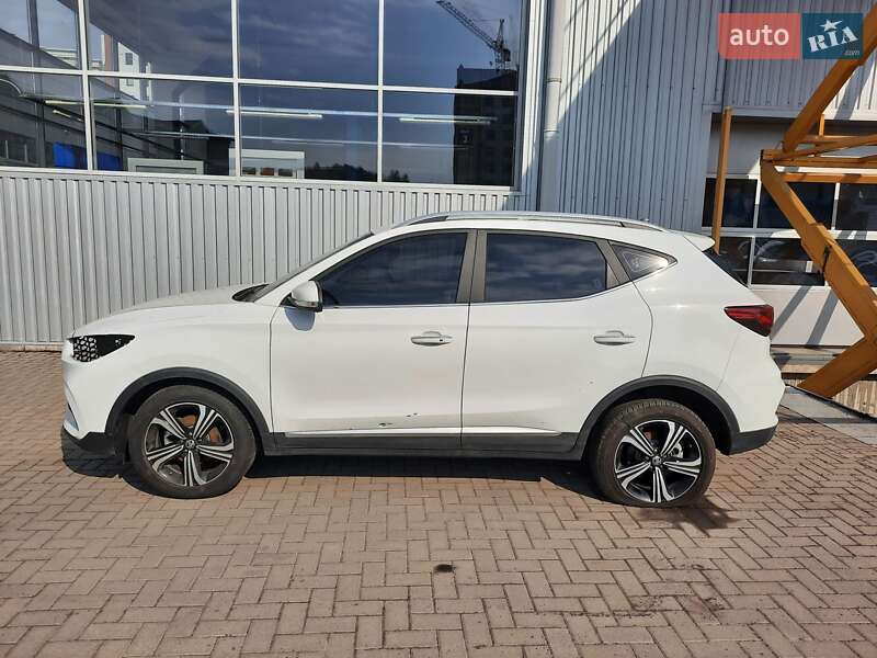 Внедорожник / Кроссовер MG ZS 2023 в Хмельницком