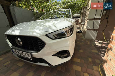 Внедорожник / Кроссовер MG ZS 2021 в 