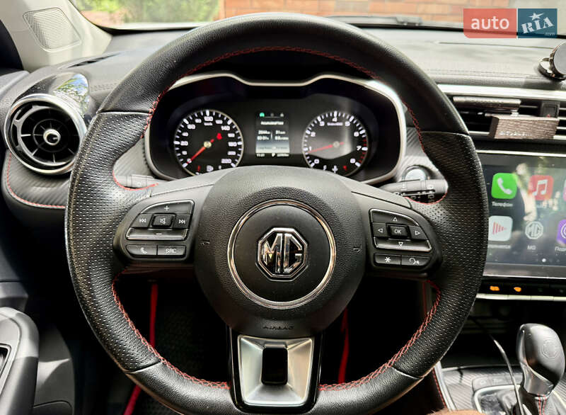 Внедорожник / Кроссовер MG ZS 2021 в Киеве