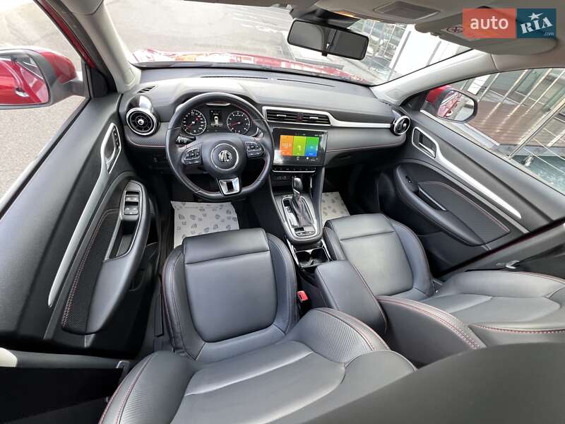 Внедорожник / Кроссовер MG ZS 2021 в Киеве