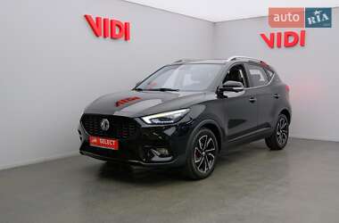 Позашляховик / Кросовер MG ZS 2022 в 