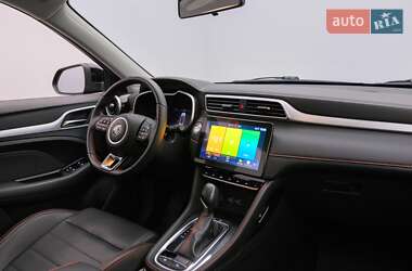 Позашляховик / Кросовер MG ZS 2022 в 