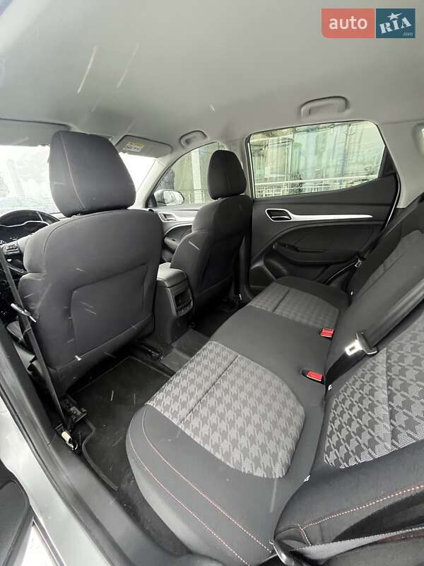 Внедорожник / Кроссовер MG ZS 2021 в Киеве